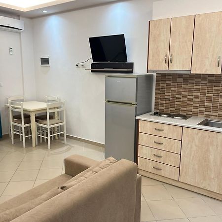 Hotel Arsenal Ksamil Extérieur photo